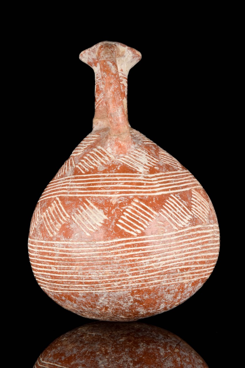 A CYPRIOT RED POLISHED WARE FEEDER BOTTLE - Image 2 of 5