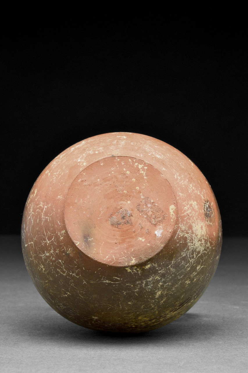 A CYPRIOT BARREL-SHAPED FLASK - Image 5 of 6