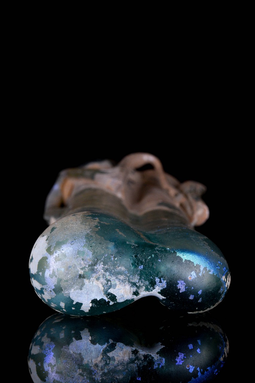 A ROMAN GLASS BALSAMARIUM - Image 7 of 7