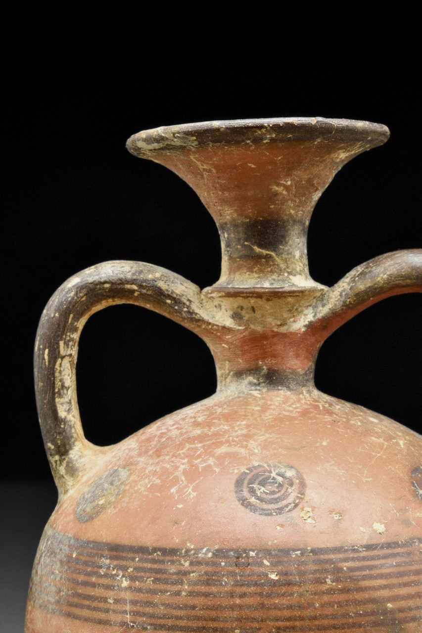 A CYPRIOT BARREL-SHAPED FLASK - Image 6 of 6