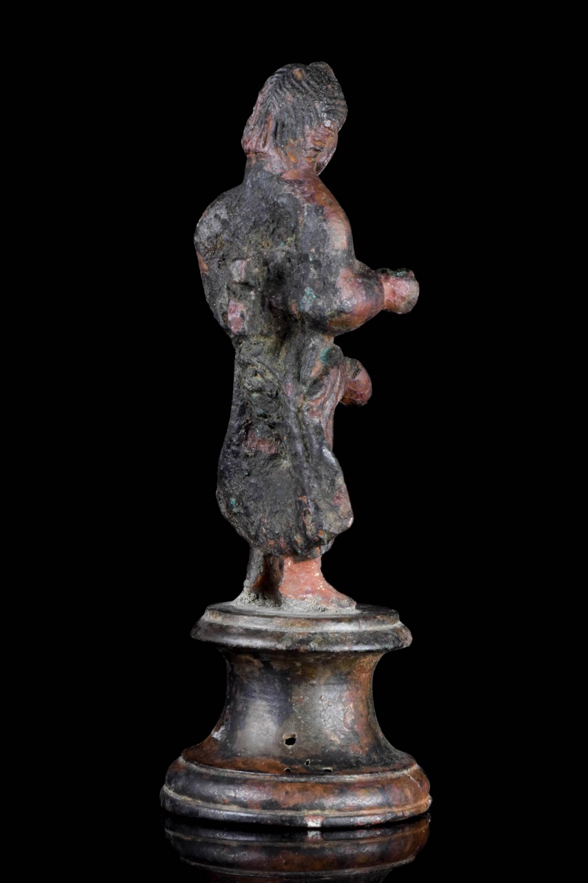 RARE ROMAN BRONZE STATUETTE OF THE NYMPH EGRERIA - Image 3 of 5