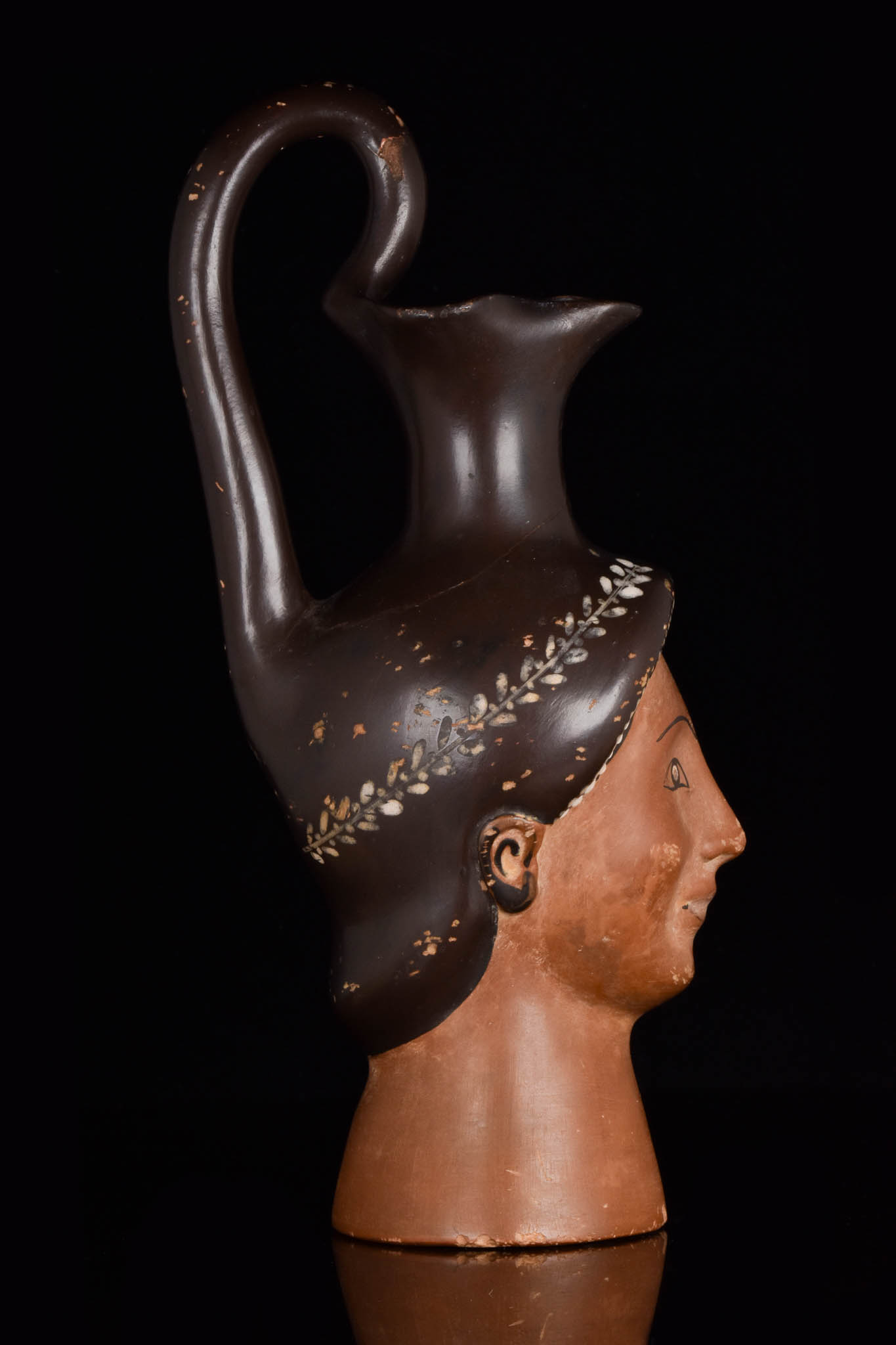 GREEK ATTIC FIGURAL OINOCHOE OF A LADY - EX. SOTHEBY'S - Image 3 of 8
