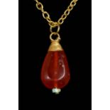 ROMAN GOLD AND CARNELIAN PENDANT