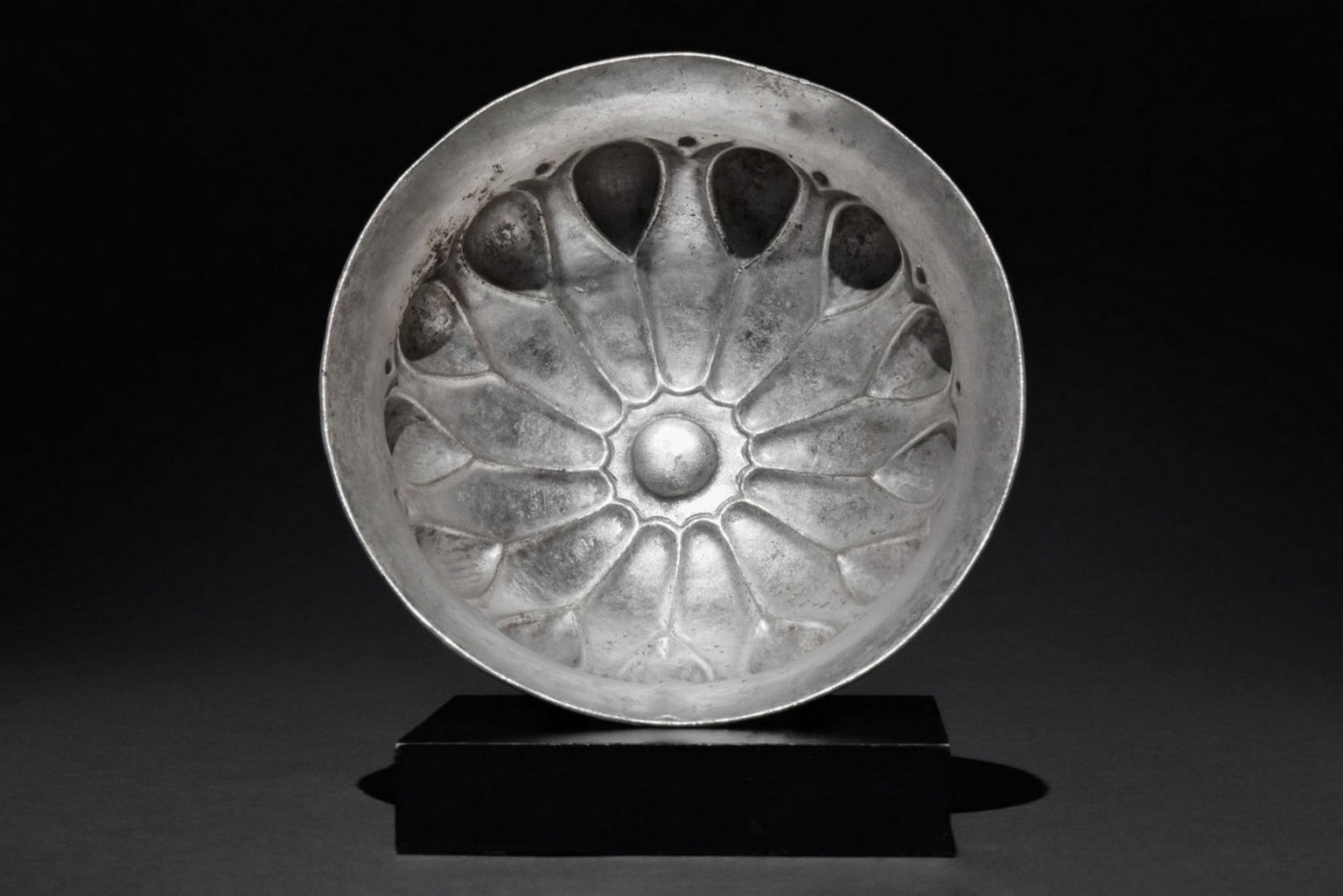 HELLENISTIC SILVER PHILAE BOWL