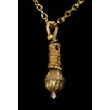 ROMAN GOLD PENDANT