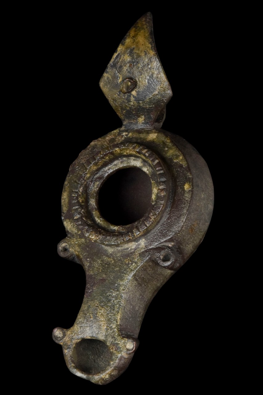 ROMAN BRONZE OIL LAMP - Image 3 of 4