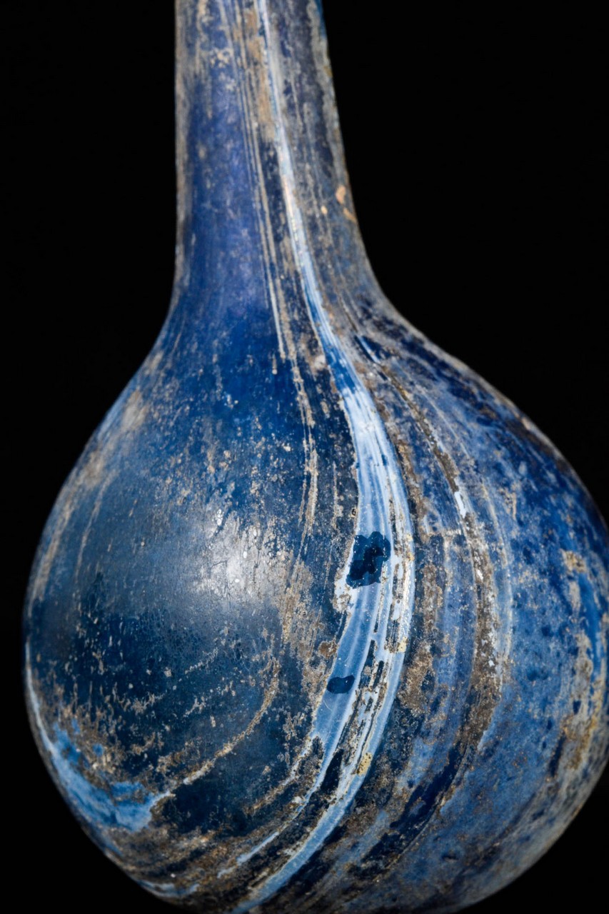 SMALL ROMAN GLASS UNGUENTARIUM - Image 9 of 12