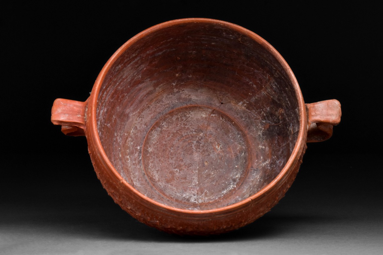 FINE TERRA SIGILLATA BOWL WITH TWO HANDLES - Image 4 of 6