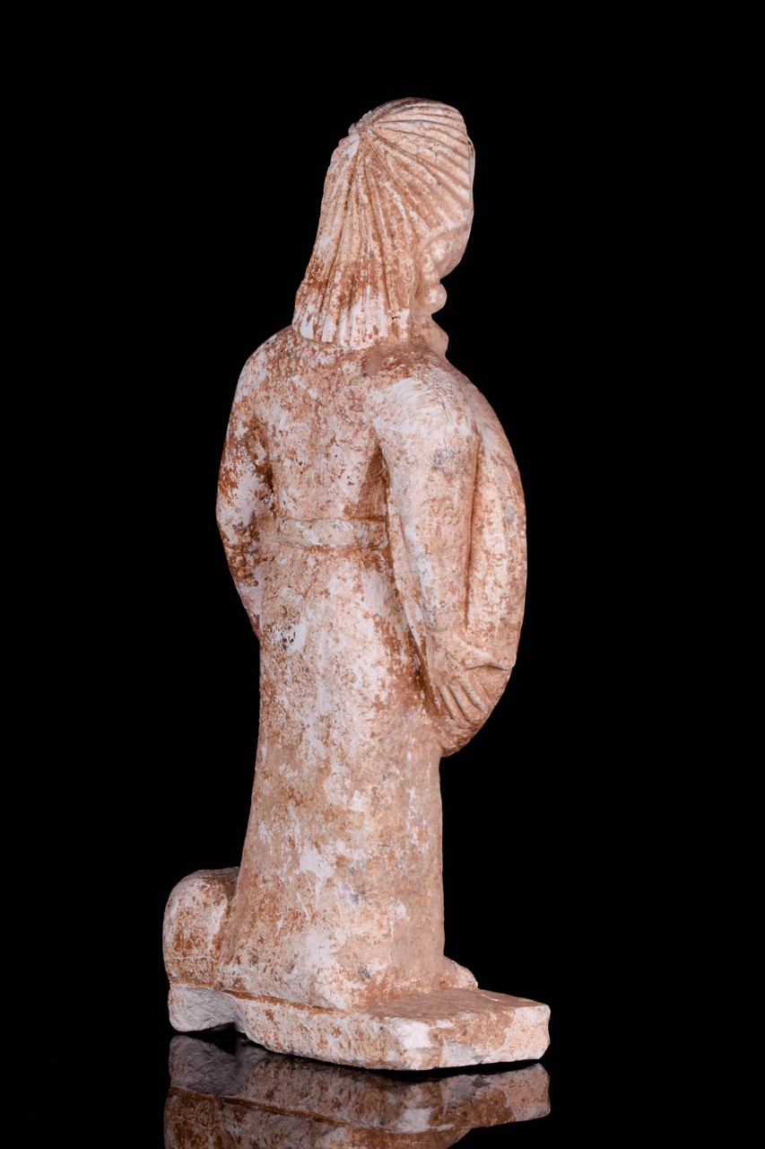 LATE ROMAN MIRROR HOLDING STATUETTE - Image 3 of 4
