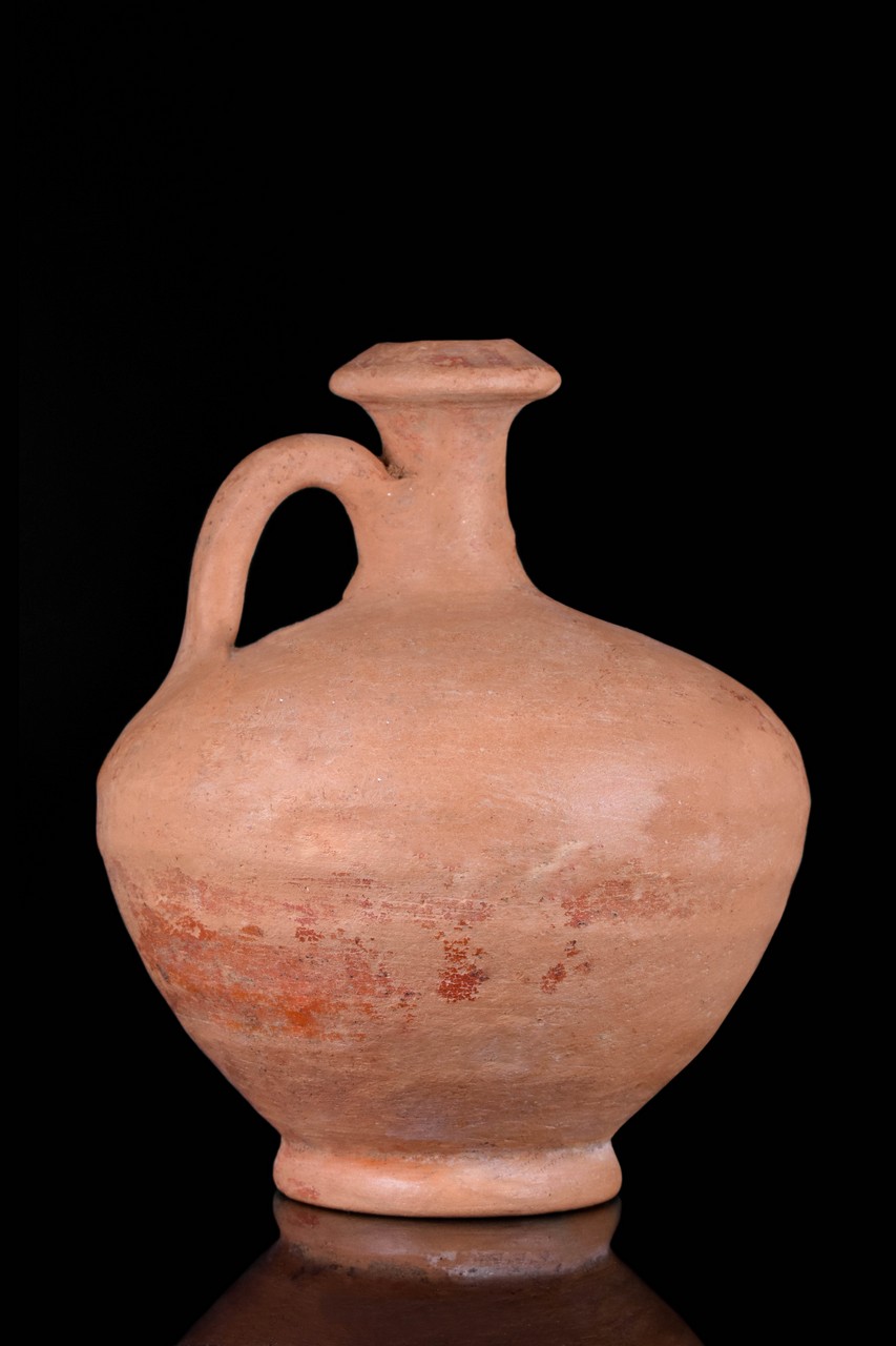 ROMAN TERRACOTTA WINE FLAGON