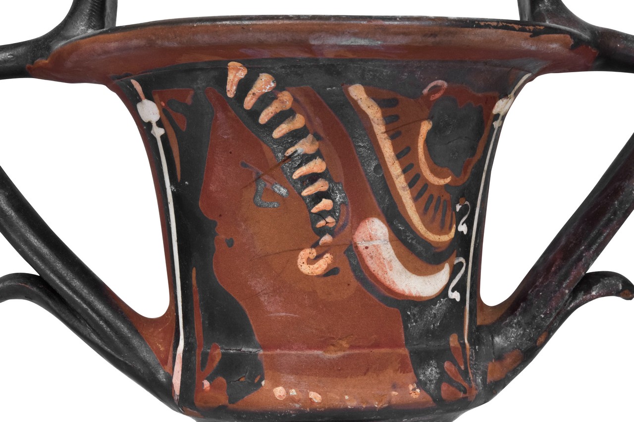 RARE APULIAN RED-FIGURE KANTHAROS WITH FEMALE HEADS - Image 6 of 6