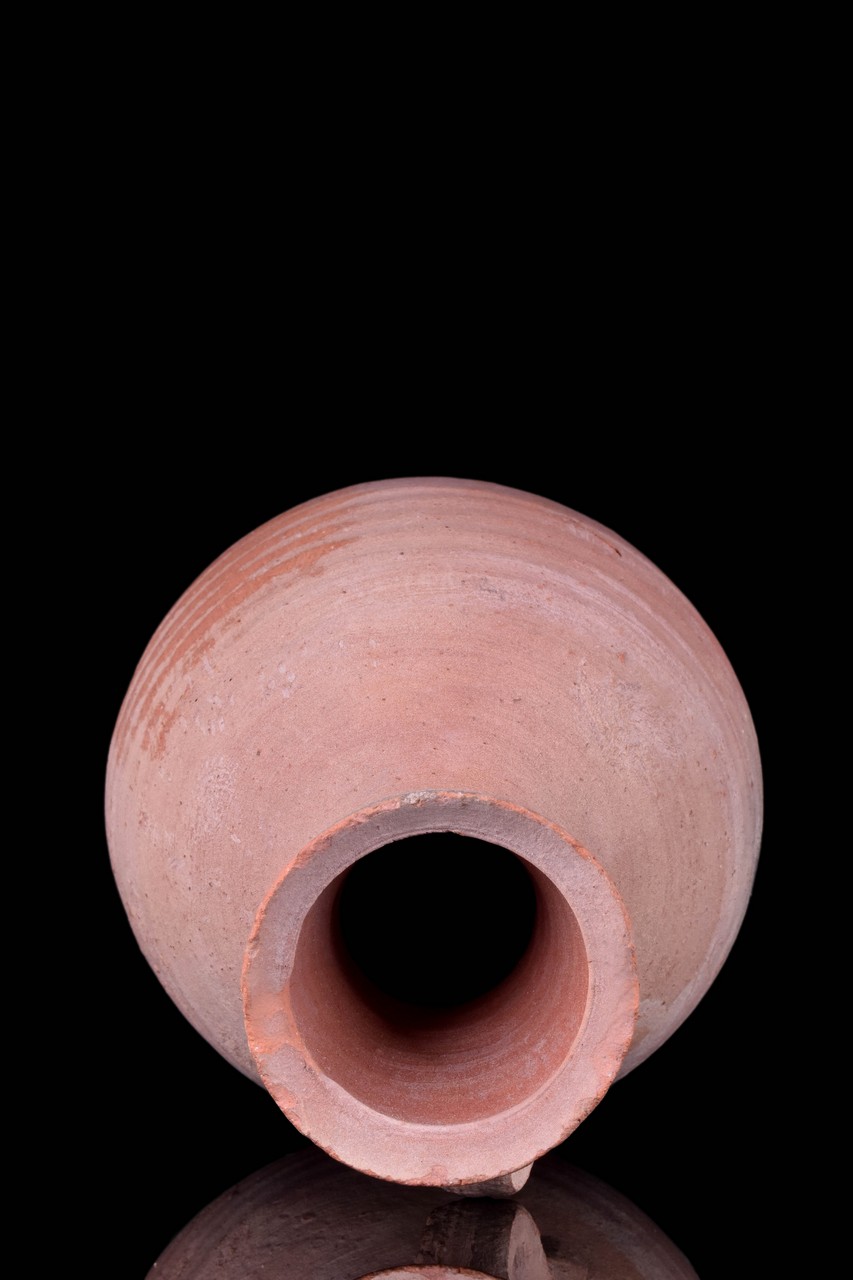 ROMAN TERRACOTTA JUG - Image 4 of 6