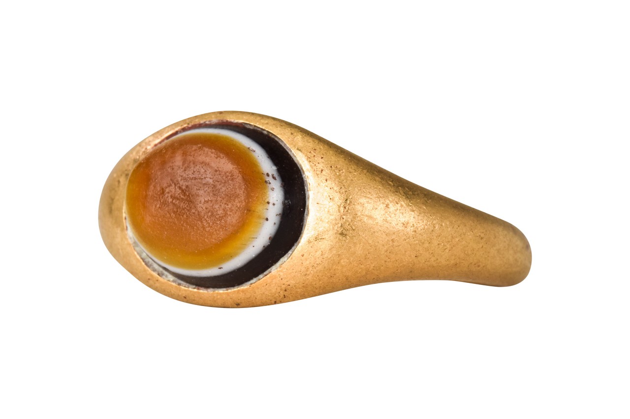 ROMAN GOLD RING WITH EYE AGATE - Image 2 of 6