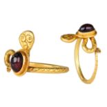 ROMANO-EGYPTIAN RING WITH GARNET