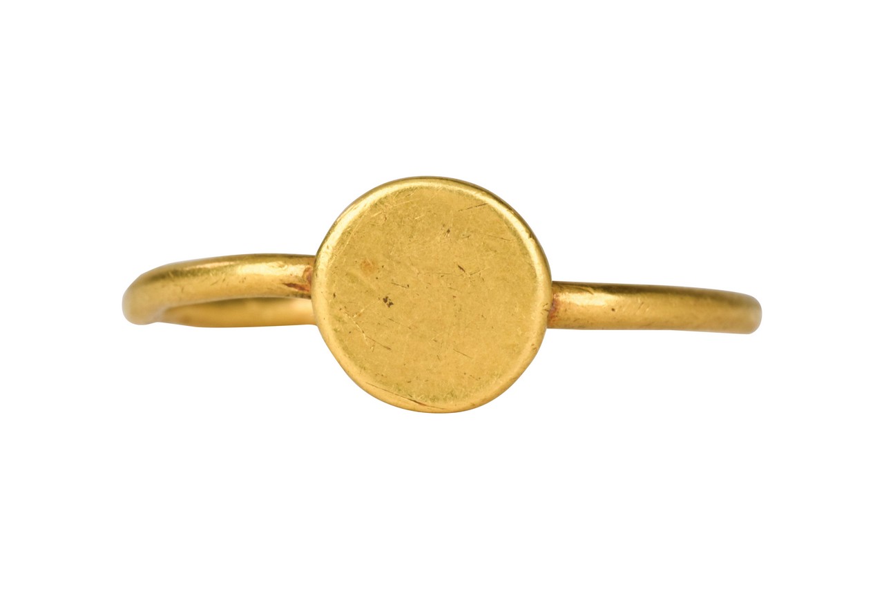ROMAN GOLD RING - Image 3 of 6