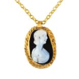 STUNNING ROMAN GOLD AND SARDONYX CAMEO PENDANT WITH JULIA DOMNA