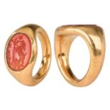 ROMAN GOLD RING WITH GOAT CARNELIAN INTAGLIO