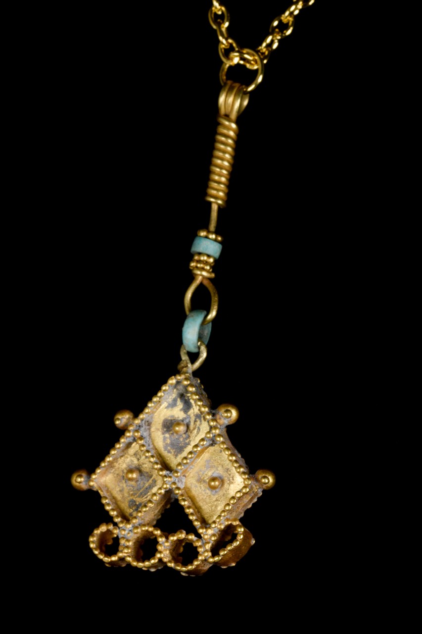 ROMAN GOLD PENDANT WITH FAIENCE - Image 3 of 4