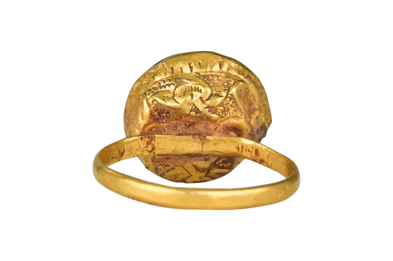 ROMAN GOLD RING WITH AGATE - Image 5 of 6