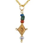 ROMAN GOLD STONE AND PEARLS PENDANT
