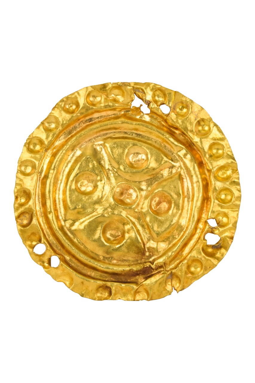 ROMAN GOLD EMBOSSED BELT FITTING - Image 3 of 4