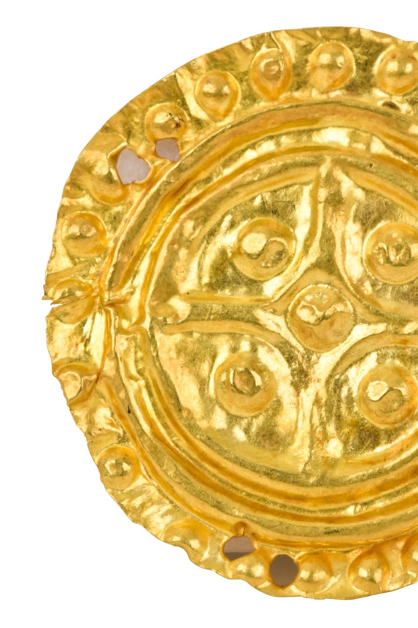 ROMAN GOLD EMBOSSED BELT FITTING - Image 4 of 4