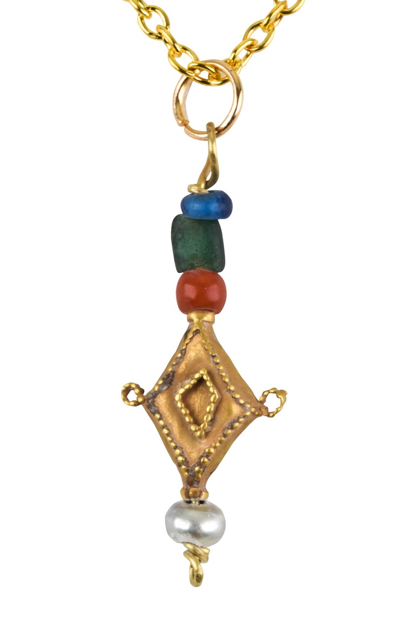 ROMAN GOLD STONE AND PEARLS PENDANT - Image 3 of 3