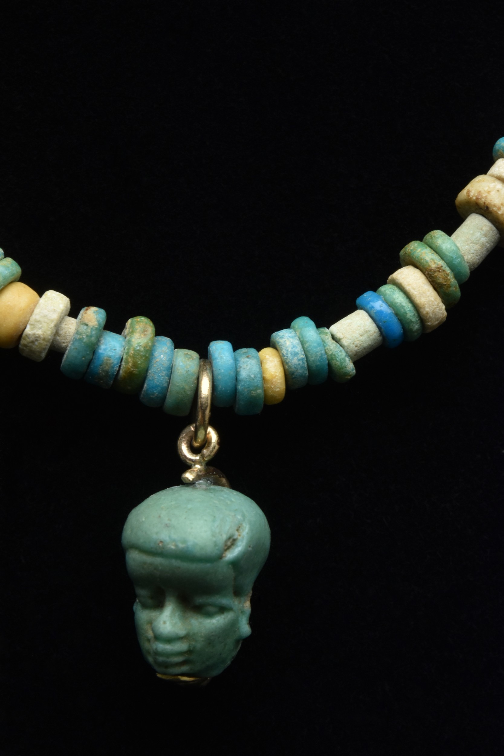 EGYPTIAN FAIENCE BEADED NECKLACE WITH PATAIKOS AMULET - Image 5 of 5