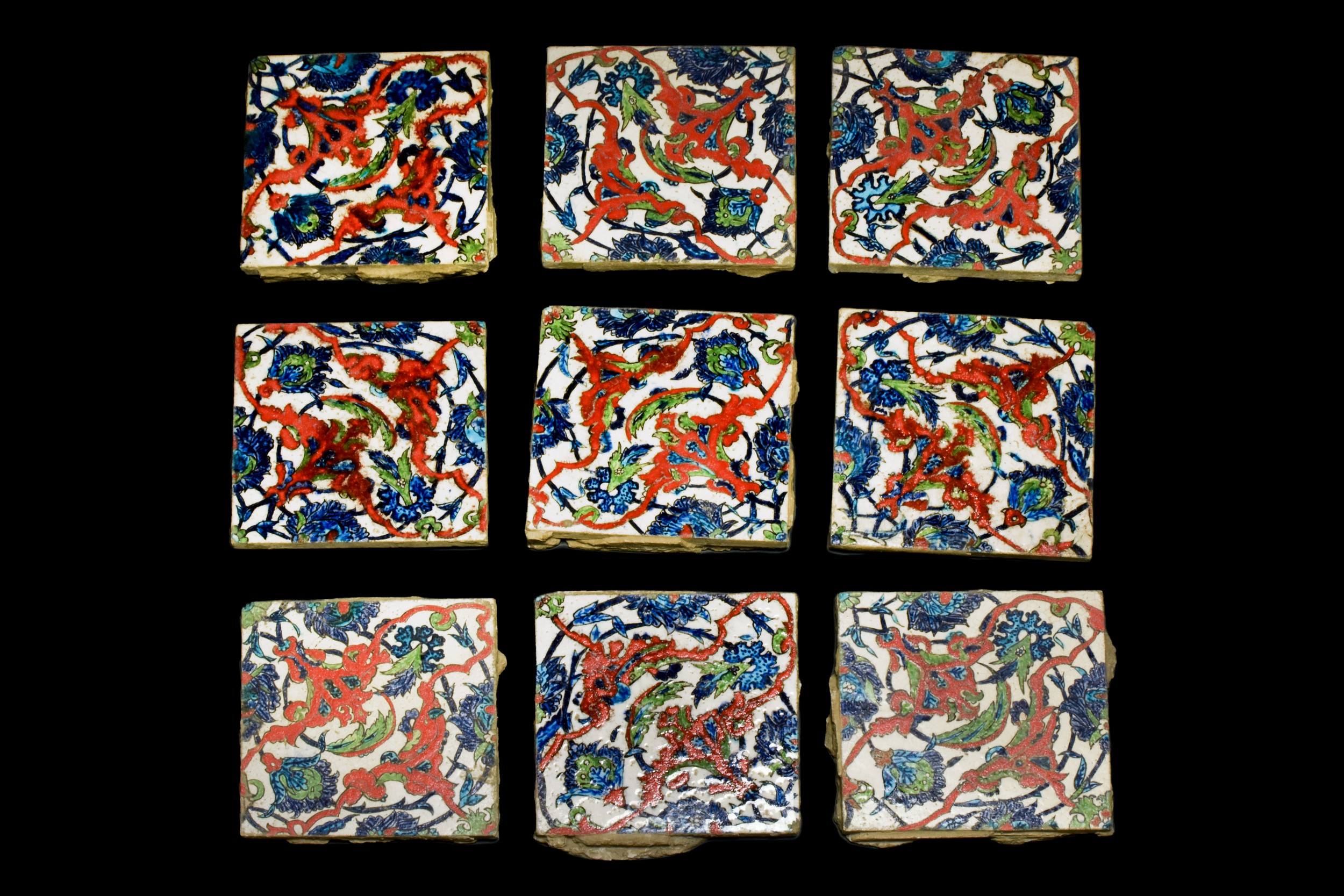 OTTOMAN GROUP OF NINE POLYCHROME IZNIK TILES WITH LOTUS BLOSSOMS - Image 2 of 8