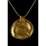 ROMAN GOLD SUN-SHAPED PENDANT