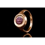 ROMAN INTAGLIO GOLD RING WITH CLASPED HANDS