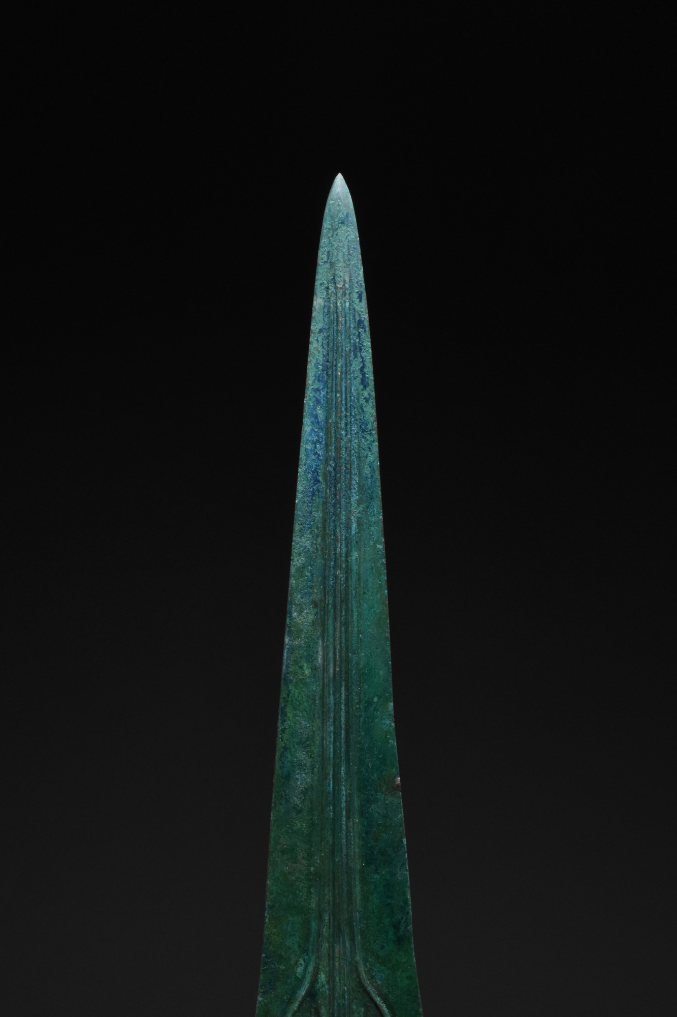 ANCIENT BRONZE SWORD - SUPERB PATINA - Image 3 of 5