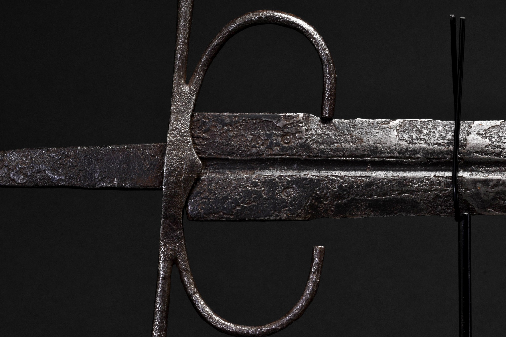 MEDIEVAL IRON SWORD - FULL REPORT - Image 7 of 7