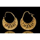 BYZANTINE GOLD PAIR OF EARRINGS