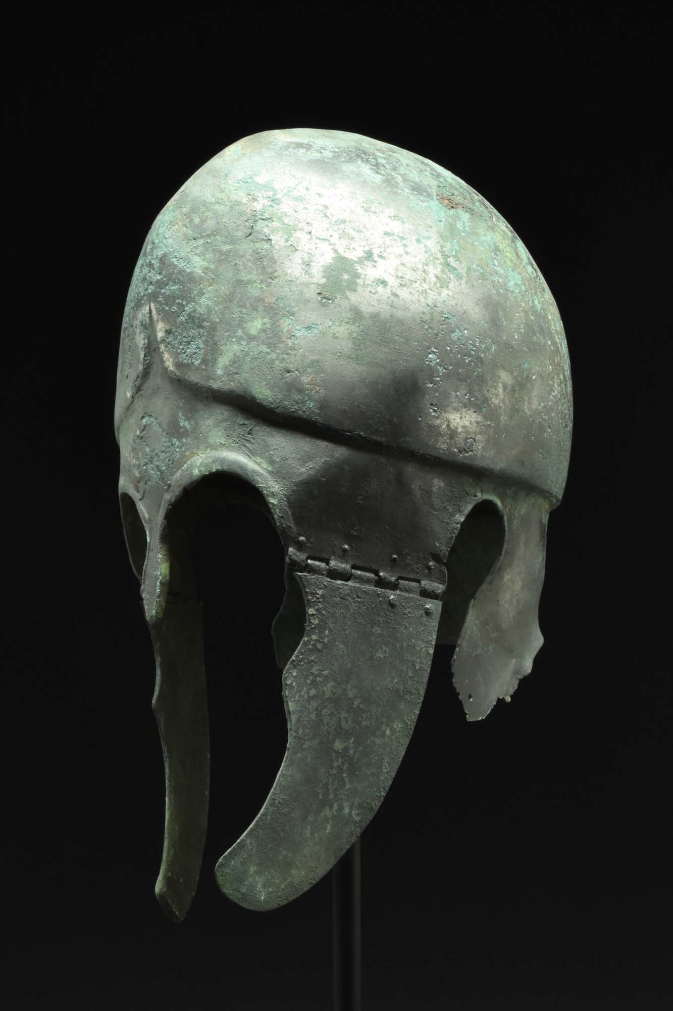 GREEK CHALCIDIAN BRONZE HELMET - Bild 2 aus 8