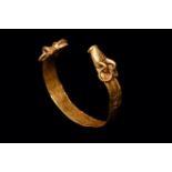 RARE GRECO-THRACIAN GOLD BRACELET WITH BEAST HEADS