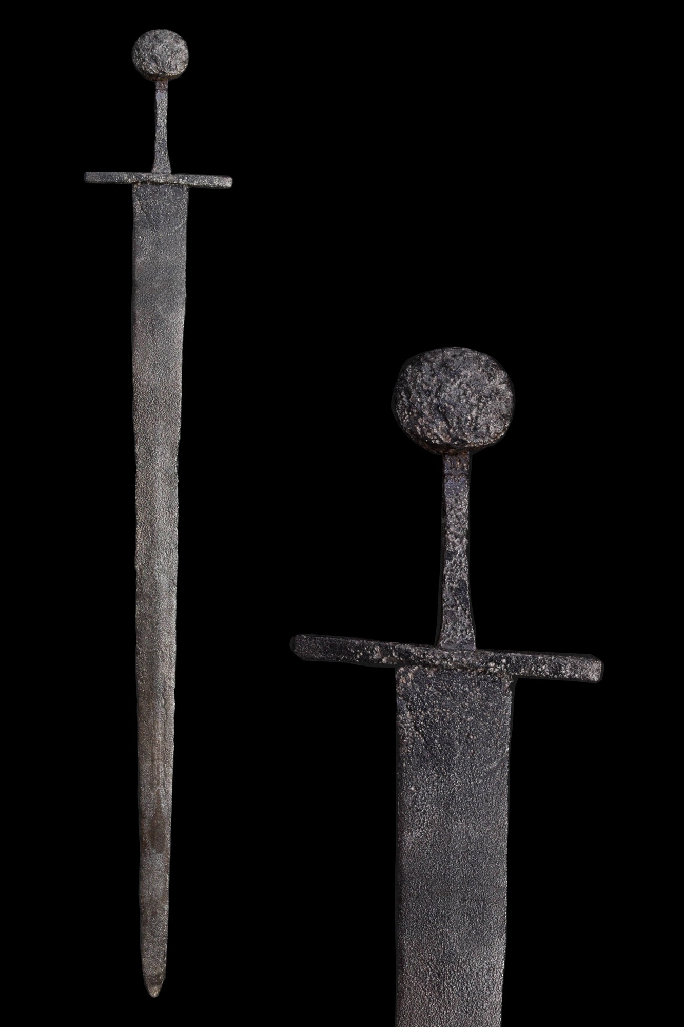 MEDIEVAL IRON SWORD