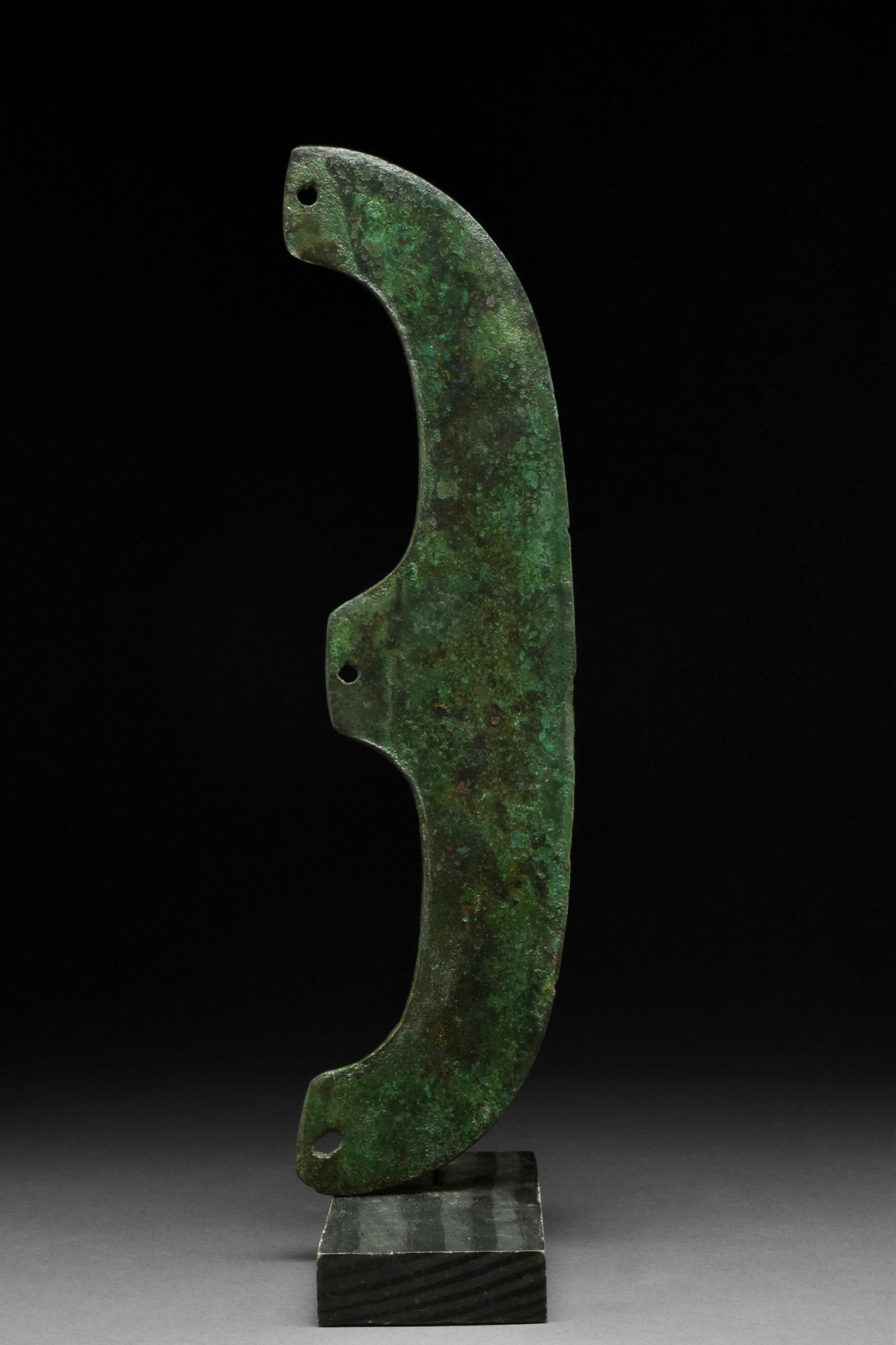 EGYPTIAN BRONZE EPSILOPN AXE HEAD