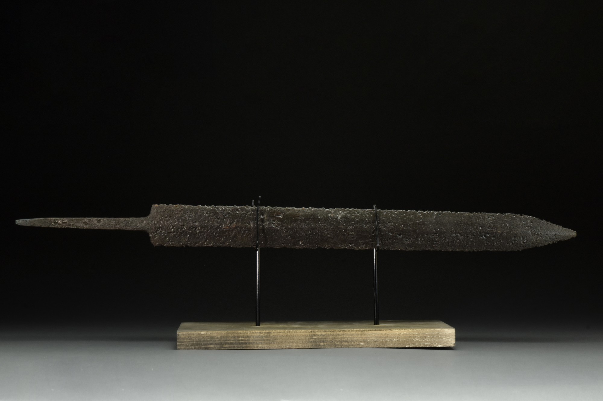 ROMAN IRON GLADIUS SWORD - POMPEY TYPE - Image 2 of 5