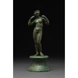 LARGE ROMAN BRONZE VENUS STATUE