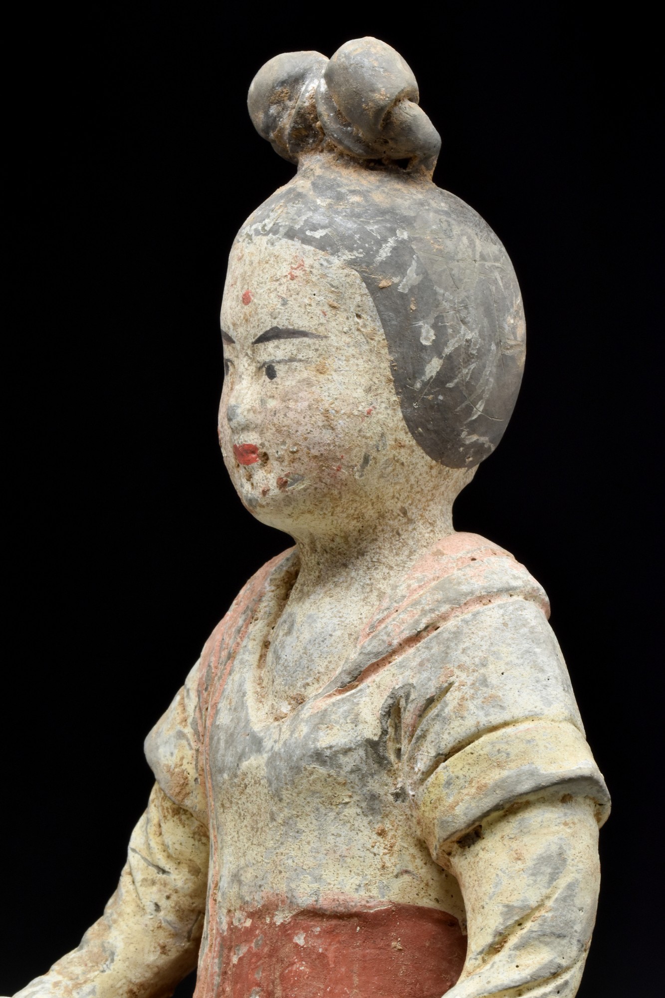 CHINESE TANG DYNASTY TERRACOTTA FEMALE MUSICIAN - TL TESTED - Bild 5 aus 7