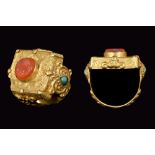 ISLAMIC GOLD RING WITH CARNELIAN INTAGLIO & TURQUOISE INLAYS