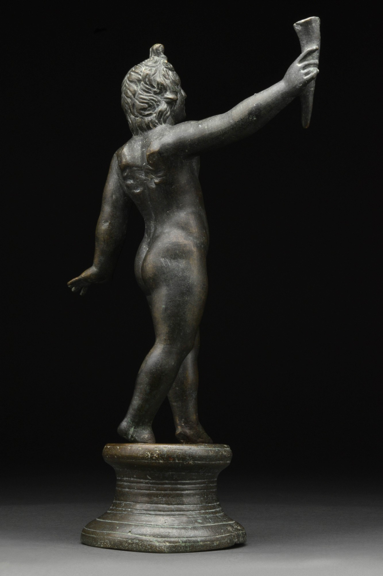 ROMAN BRONZE CUPID STATUETTE - VERY LARGE - Image 2 of 5