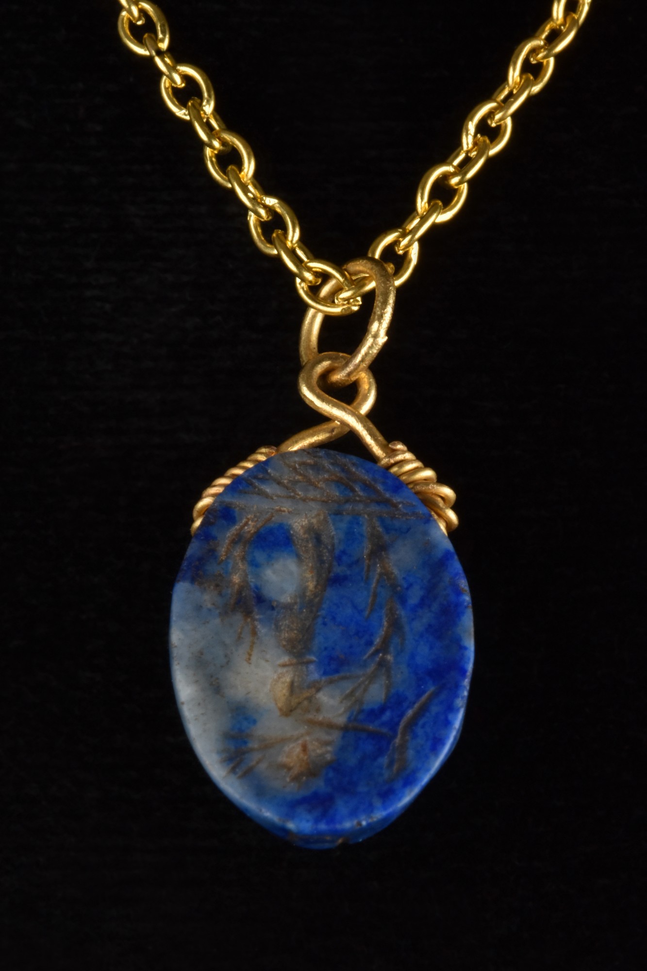 PHOENICIAN LAPIS LAZULI SCARAB PENDANT - Image 4 of 4