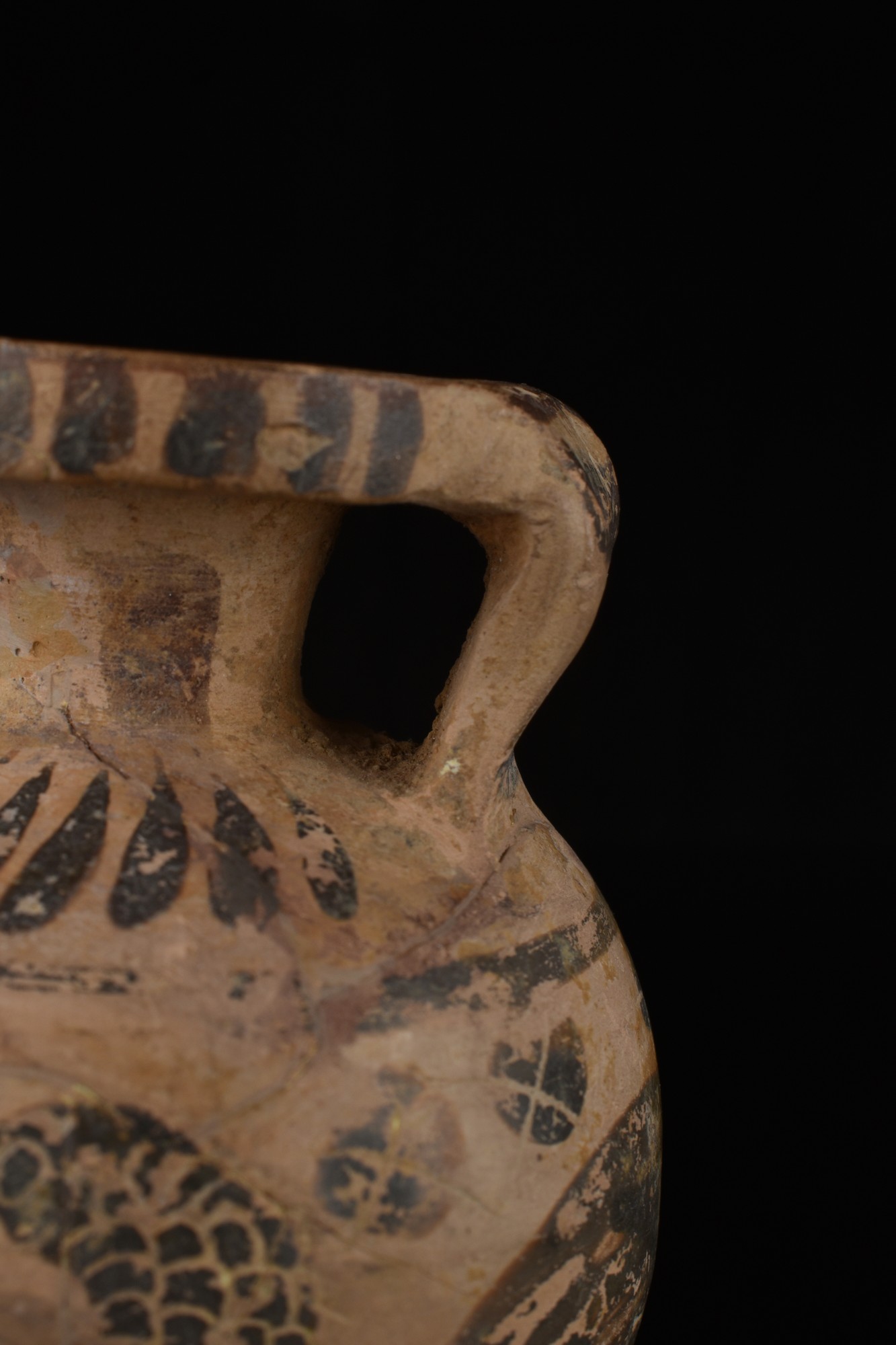 CORINTHIAN POTTERY ARYBALLOS WITH A SWAN - Image 4 of 5