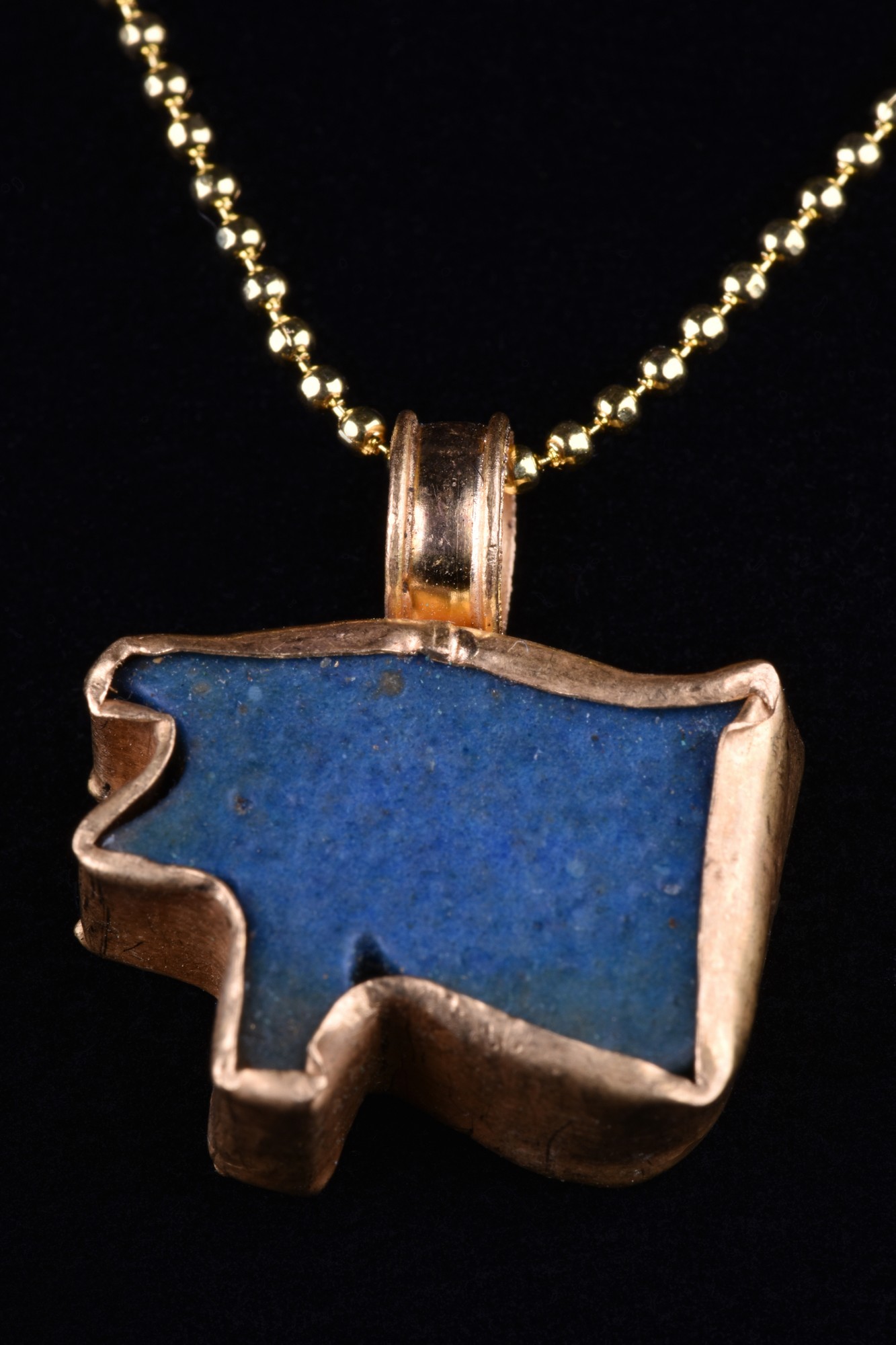 ANCIENT EGYPTIAN EYE OF HORUS IN GOLD PENDANT - Image 5 of 6