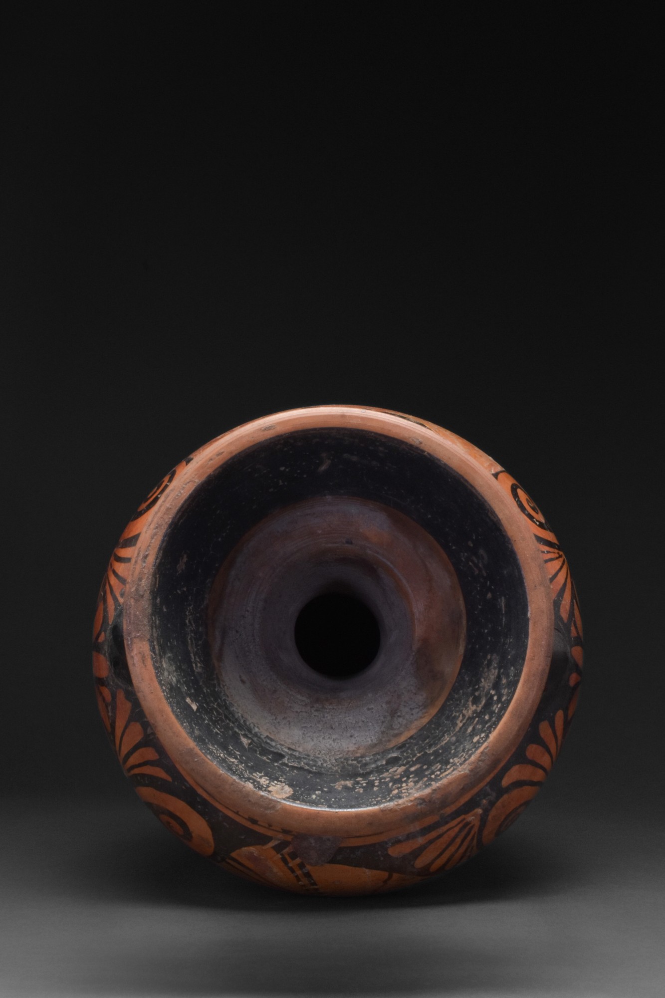 LARGE GREEK APULIAN RED-FIGURED AMPHORA - Image 4 of 6