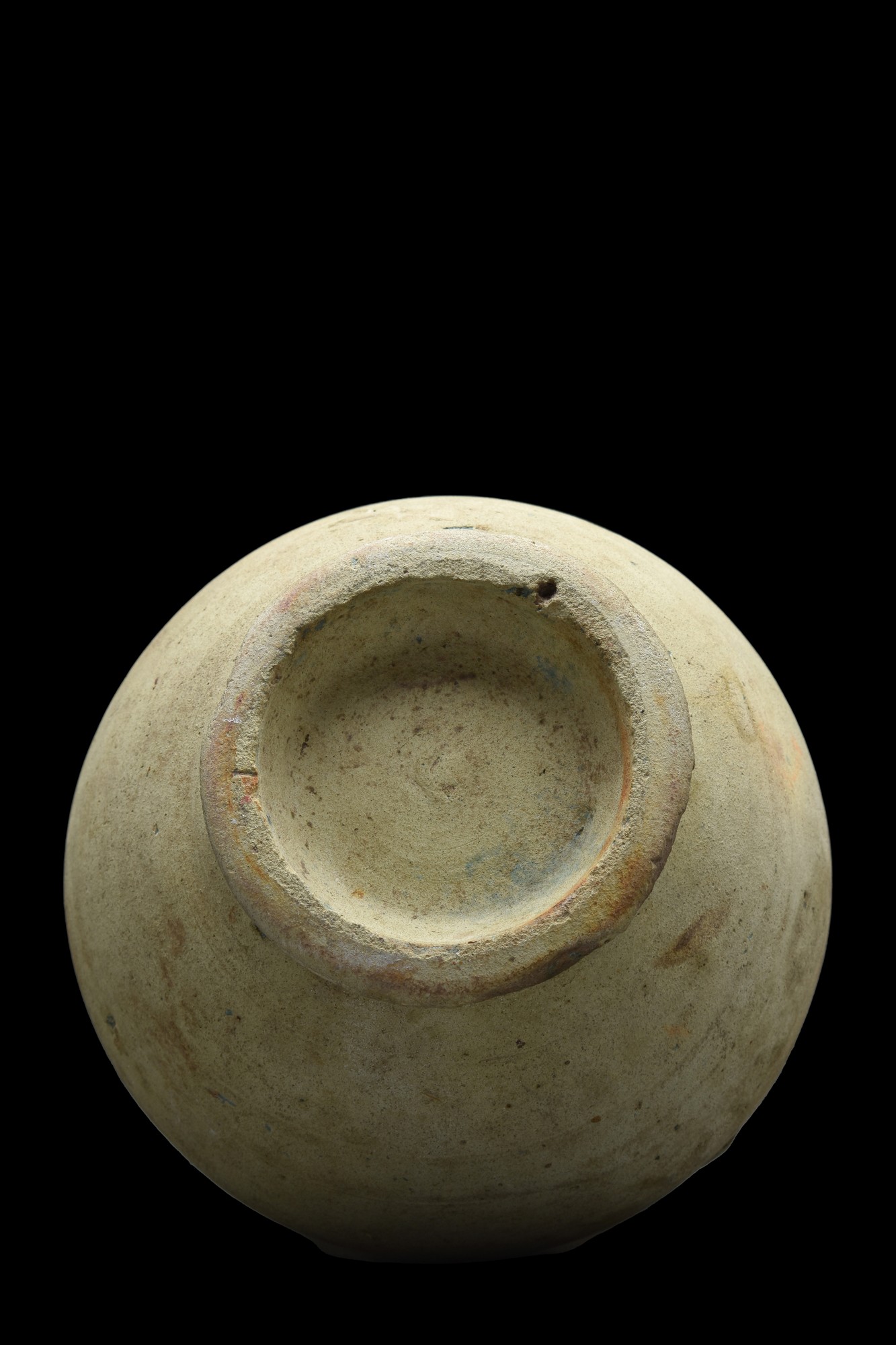 ROMAN TERRACOTTA TWO-HANDLED VESSEL - Image 3 of 5