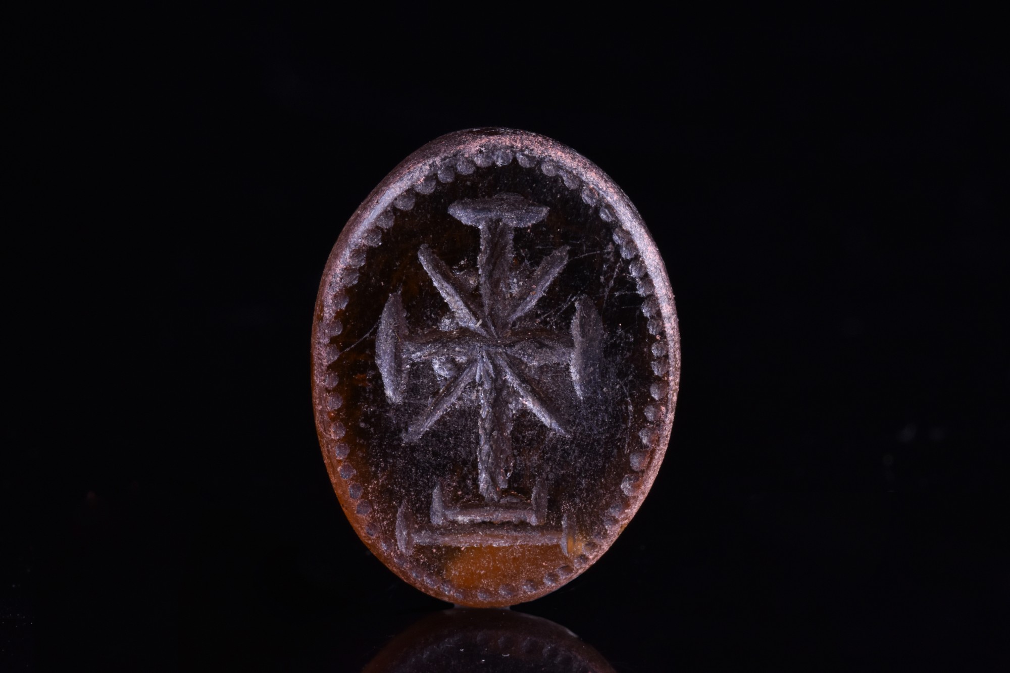 BYZANTINE RING STONE WITH CROSS - Image 2 of 3