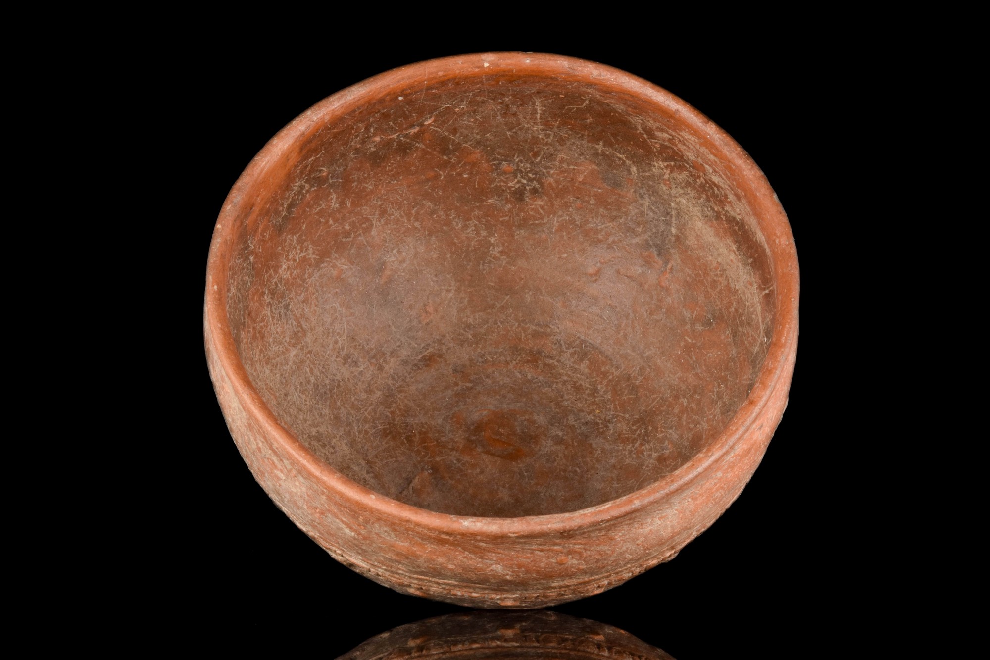 A HELLENISTIC MEGARIAN POTTERY BOWL - Bild 2 aus 4